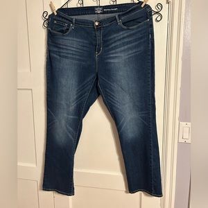 NWOT Levi Strauss Signature Gold Mid Rise Straight